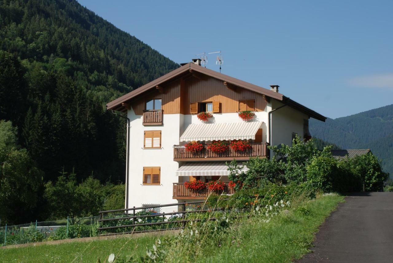 Casa Aurora -Altopiano Di Pine Bedollo Kültér fotó